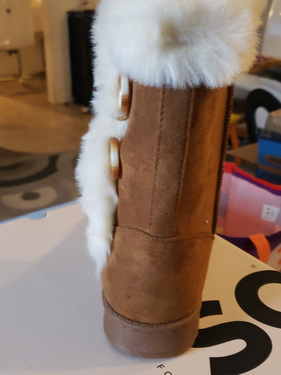 So Women's Abigail Boots Size 8 Chestnut