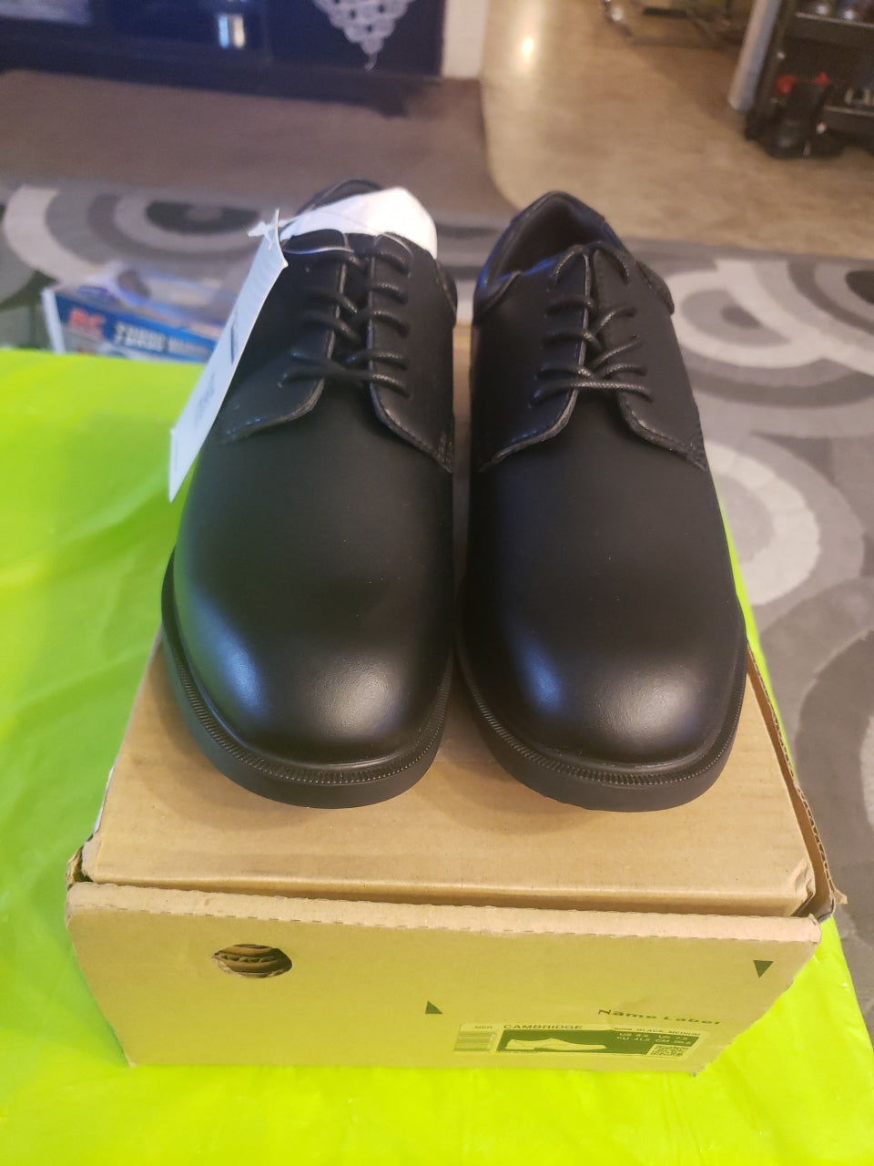 Shoes For Crews Men's Cambridge Size 8.5 Black Medium. Give away