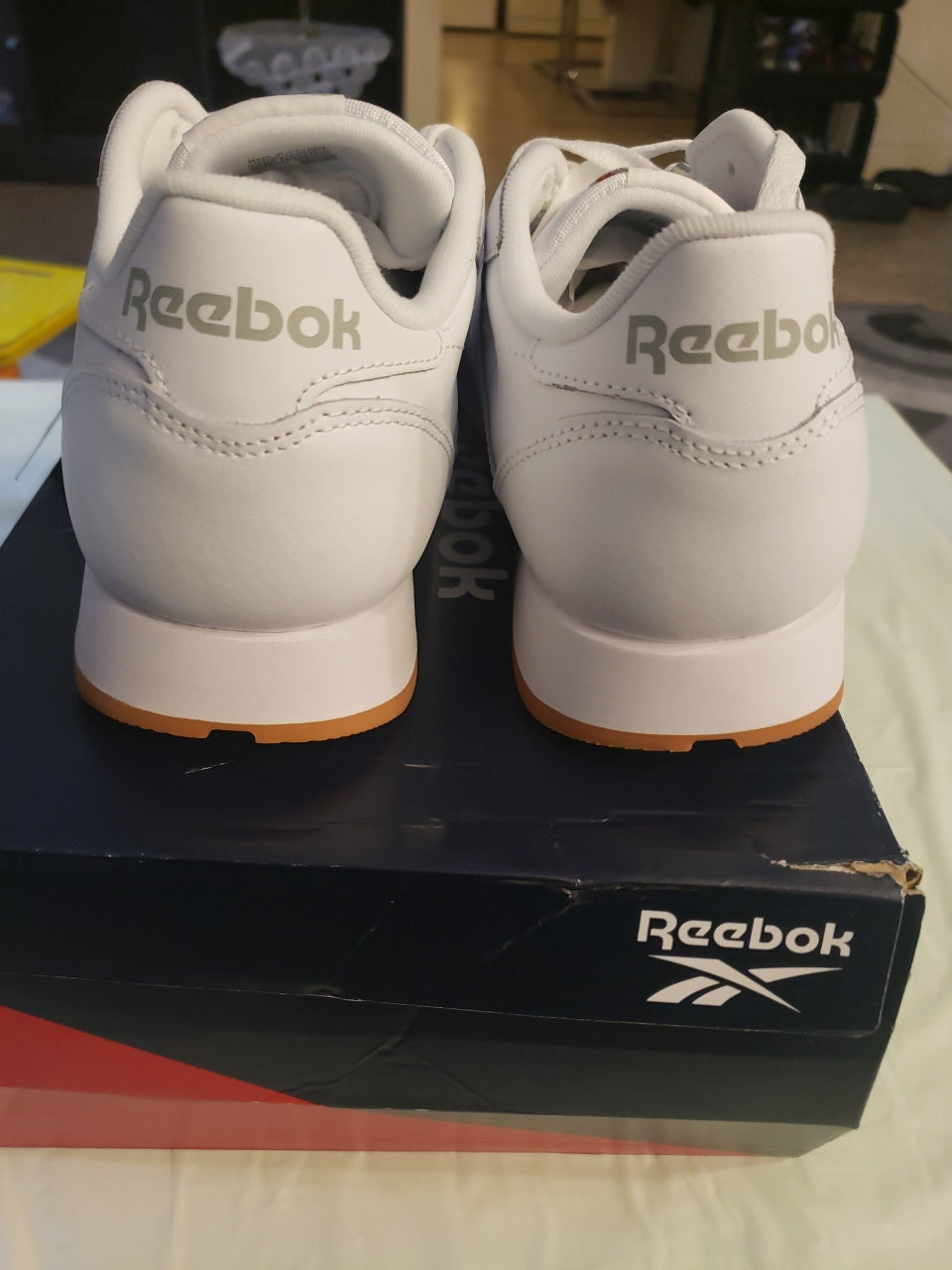 Reebok Unisex Classic Leather Running Course Size 10.5